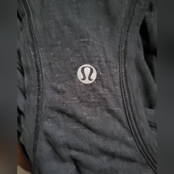 Lululemon size 6 Dark Gray Racerback Tank Top - Picture 4 of 5